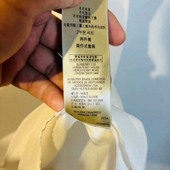 BURBERRY Sheer White Night Top - Picture 4 of 8